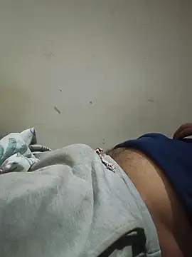 vardh033 online show from November 26, 2025, 9:16 pm