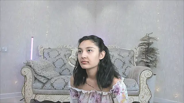 Rei ramiki online show from September 30, 2025, 5:23 am