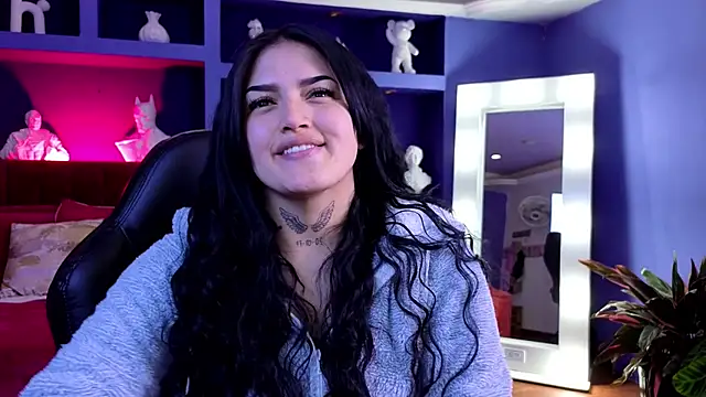 sari belle online show from September 13, 2025, 9:14 pm