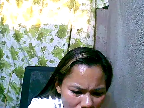 Sweeetgurll online show from September 16, 2025, 7:42 am