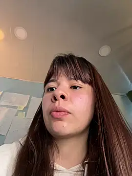 Snapshot of Canneela chatting on May 7, 2026, 5:07 pm Canneela online show from May 7, 2026, 5:07 pm