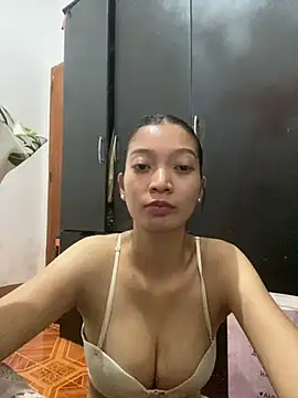 Snapshot of gig10 chatting on June 6, 2026, 2:55 pm gig10 online show from June 6, 2026, 2:55 pm
