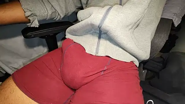 catt18 online show from November 13, 2025, 5:12 pm