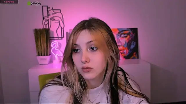 luna tin online show from November 24, 2025, 5:40 am