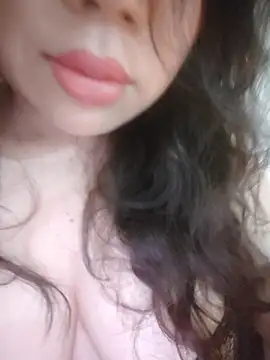 Snapshot of Julyy08 chatting on July 8, 2026, 4:00 pm Julyy08 online show from July 8, 2026, 4:00 pm