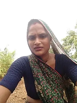 Snapshot of Sapna9685 chatting on September 12, 2025, 8:36 am Sapna9685 online show from September 12, 2025, 8:36 am