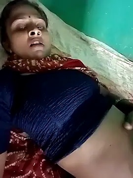 Snapshot of Sapna9685 chatting on October 5, 2025, 3:21 pm Sapna9685 online show from October 5, 2025, 3:21 pm