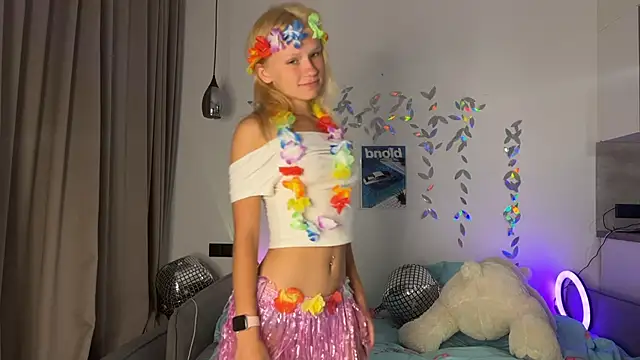 Snapshot of lxsundollyxl chatting on October 4, 2025, 3:15 am lxsundollyxl online show from October 4, 2025, 3:15 am