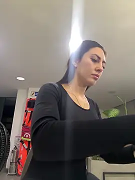 Snapshot of Isabellaa_Palacios chatting on June 16, 2026, 12:19 pm Isabellaa Palacios online show from June 16, 2026, 12:19 pm