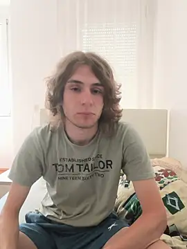 Snapshot of mcbrigete chatting on June 13, 2026, 2:48 pm mcbrigete online show from June 13, 2026, 2:48 pm