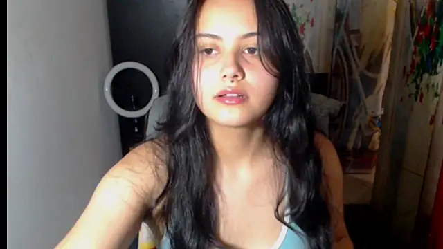 crazy daniela online show from October 21, 2025, 9:37 pm