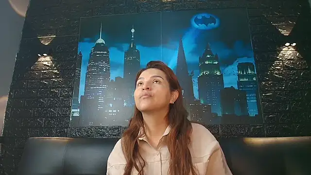 Skylar  Desire online show from November 5, 2025, 1:22 pm