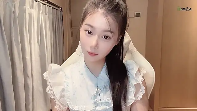 Makinghappymyself  online show from October 30, 2025, 12:28 pm