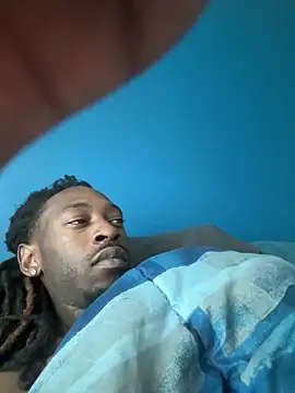 Snapshot of Scattyboo chatting on December 19, 2025, 1:29 pm Scattyboo online show from December 19, 2025, 1:29 pm