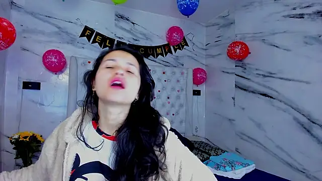 Ari and Storm online show from February 15, 2026, 1:52 pm