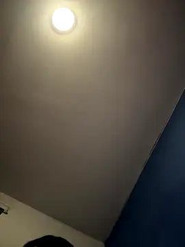 Snapshot of stevo170t chatting on December 3, 2025, 4:09 am stevo170t online show from December 3, 2025, 4:09 am