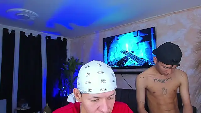 Snapshot of Marcus_and_Tony chatting on September 26, 2025, 4:05 am Marcus and Tony online show from September 26, 2025, 4:05 am