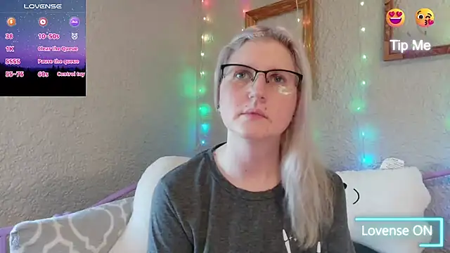 Snapshot of samanthamalichite chatting on February 6, 2026, 1:47 pm samanthamalichite online show from February 6, 2026, 1:47 pm