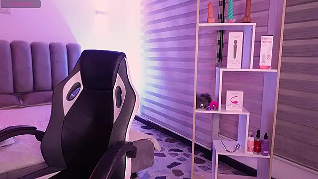 SkyThompson online show from December 5, 2025, 5:49 am