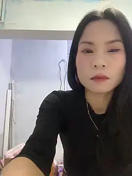 Snapshot of Baby-mmm chatting on April 5, 2026, 4:53 am Baby-mmm online show from April 5, 2026, 4:53 am