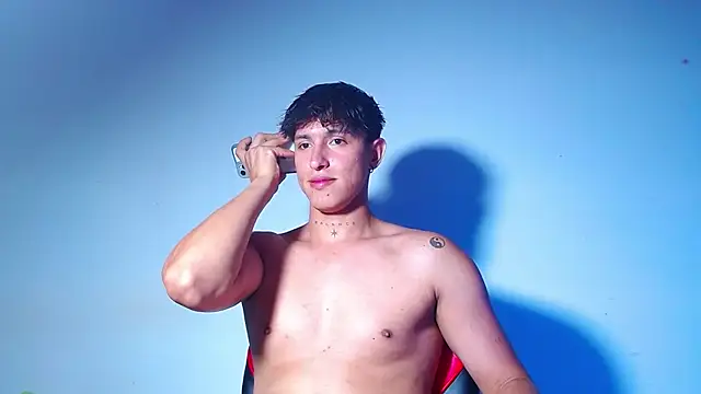 rowanbigboy23 online show from March 29, 2026, 12:10 am