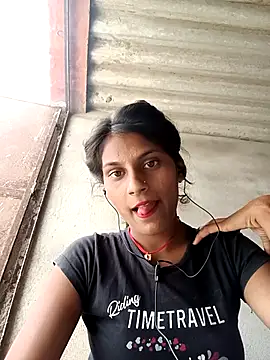 Snapshot of Jyoti_thakurr chatting on September 10, 2025, 6:35 am Jyoti thakurr online show from September 10, 2025, 6:35 am