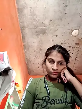 Snapshot of Jyoti_thakurr chatting on November 3, 2025, 5:52 am Jyoti thakurr online show from November 3, 2025, 5:52 am