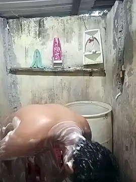 lalop221 online show from October 9, 2025, 11:58 pm