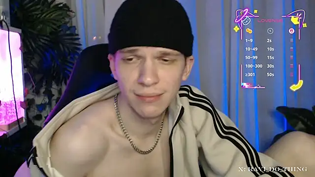 frozen boy online show from November 17, 2025, 12:27 am