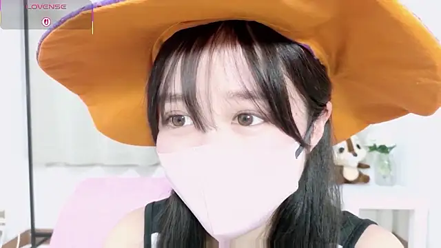 Anne Anne chan online show from October 31, 2025, 11:55 am