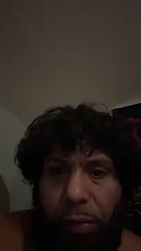 Snapshot of Lunablu13 chatting on December 16, 2025, 4:50 am Lunablu13 online show from December 16, 2025, 4:50 am