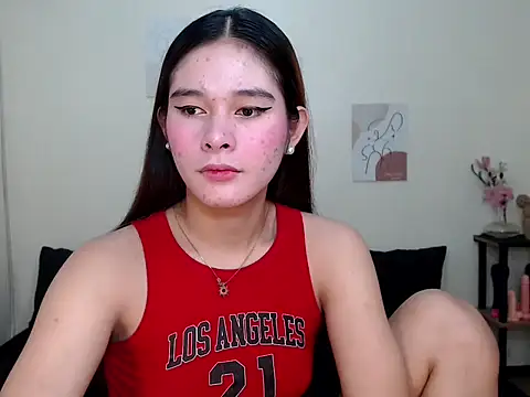 sassymimi69 online show from September 19, 2025, 3:19 am