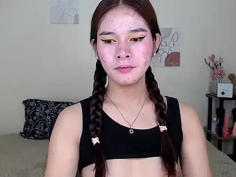 sassymimi69 online show from October 16, 2025, 3:13 pm