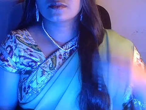 Aanya Hazel online show from September 26, 2025, 3:27 pm