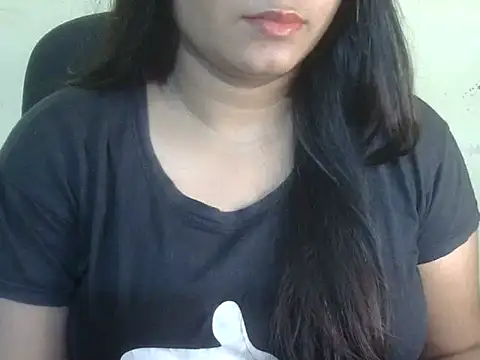 Aanya Hazel online show from November 4, 2025, 10:53 pm