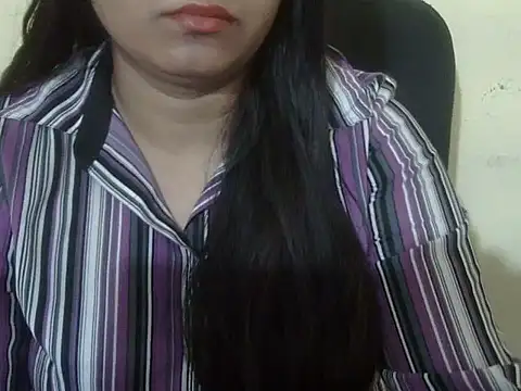 Aanya Hazel online show from December 1, 2025, 12:48 am