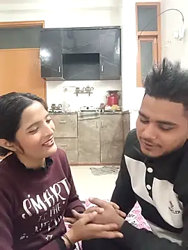 romantic couple1 online show from December 23, 2025, 12:52 am