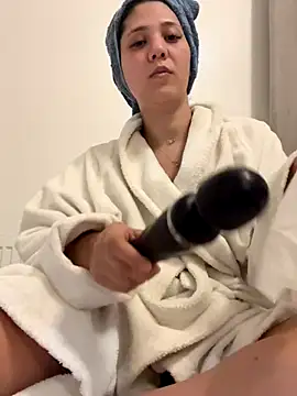 PrincessYYara online show from October 5, 2025, 5:11 pm