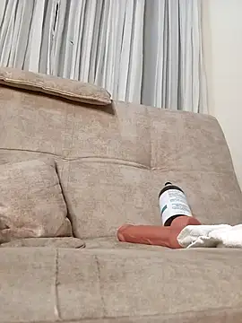 Marian Zeller online show from November 2, 2025, 4:26 am