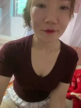 Snapshot of Pyy07 chatting on November 11, 2025, 7:19 am Pyy07 online show from November 11, 2025, 7:19 am