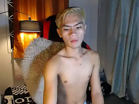 alex cummer online show from April 12, 2026, 10:20 am