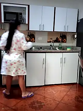 mia mancinii online show from March 21, 2026, 12:21 pm