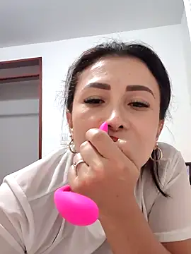 Snapshot of mia_mancinii chatting on April 29, 2026, 9:54 pm mia mancinii online show from April 29, 2026, 9:54 pm