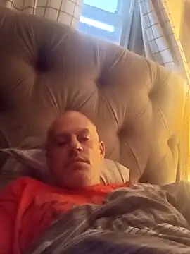 gpjr80 online show from October 7, 2025, 2:14 pm