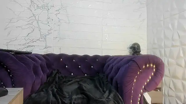 Alisha Evans Rs online show from October 23, 2025, 4:28 pm