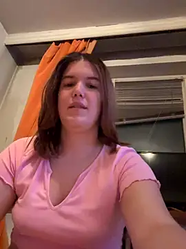 Snapshot of IssadoraaPink chatting on September 24, 2025, 7:06 pm IssadoraaPink online show from September 24, 2025, 7:06 pm