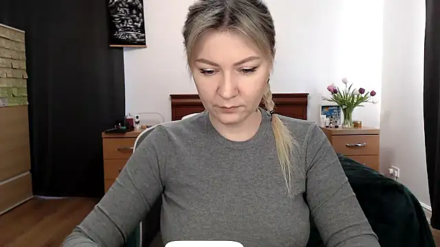 ParadiseAlina online show from January 13, 2026, 3:28 pm