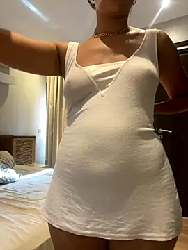 Snapshot of HoneySpicy chatting on October 27, 2025, 8:51 am HoneySpicy online show from October 27, 2025, 8:51 am