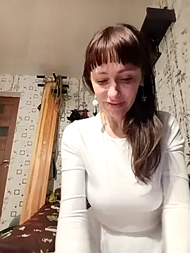 Lietta  online show from February 9, 2026, 8:13 pm