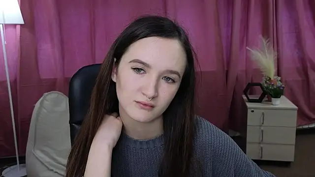 Snapshot of DeeannBeahm chatting on May 25, 2026, 8:20 am DeeannBeahm online show from May 25, 2026, 8:20 am